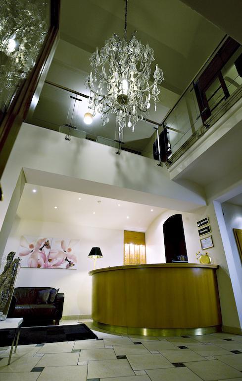 Hotel Andel Прага Екстериор снимка