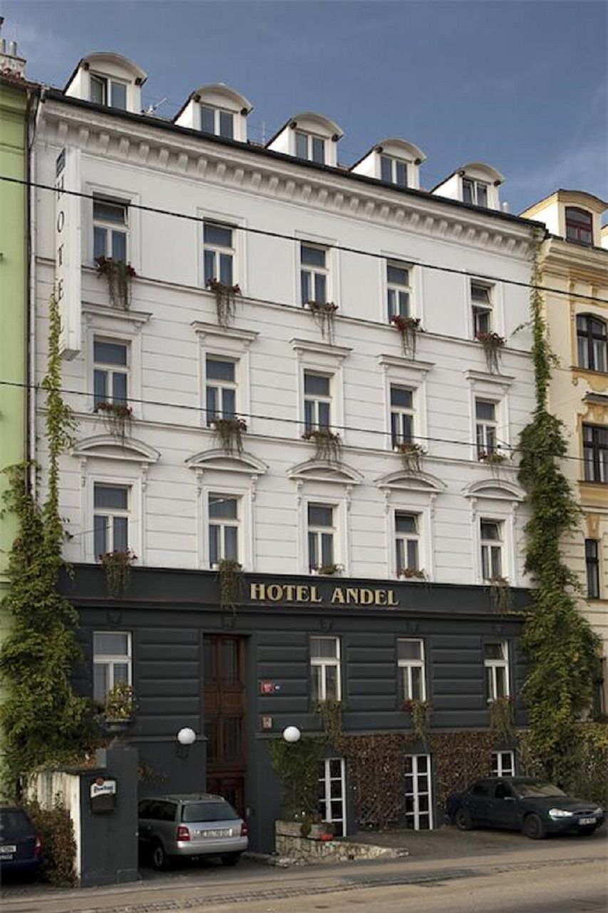 Hotel Andel Прага Екстериор снимка
